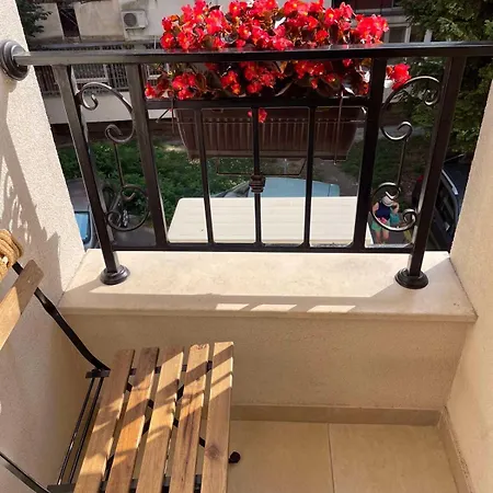 Deluxe Lazur Apartment