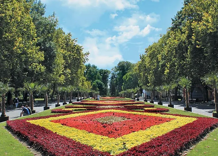 Deluxe Lazur شقة *